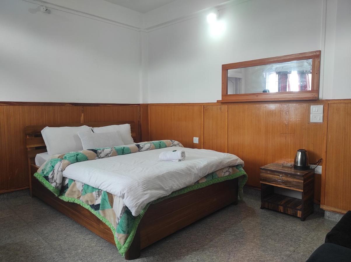 Hotel Tawang Regency Exterior foto