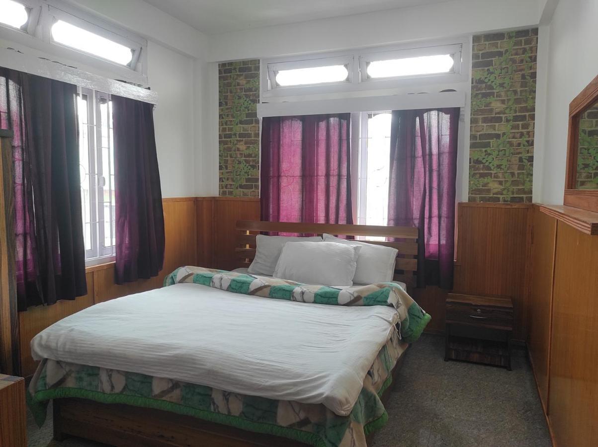 Hotel Tawang Regency Exterior foto