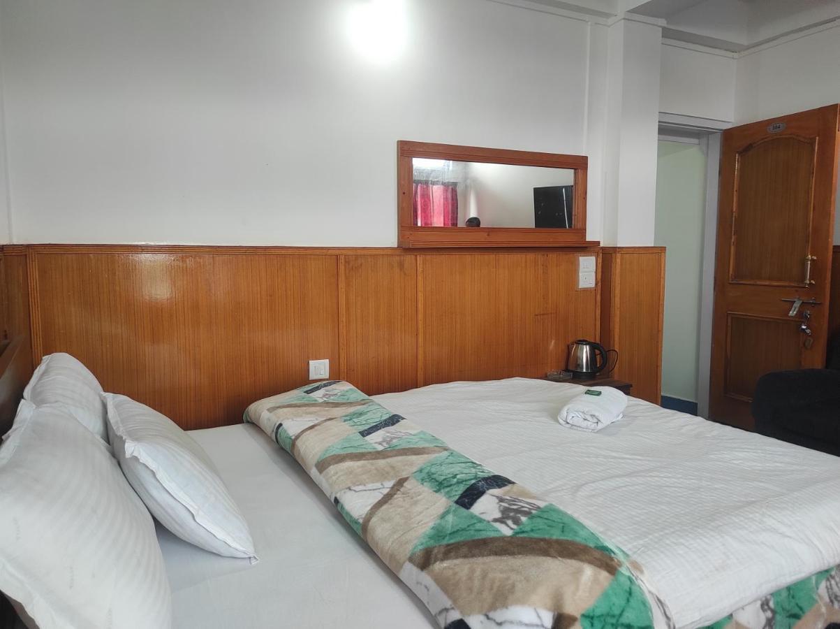 Hotel Tawang Regency Exterior foto