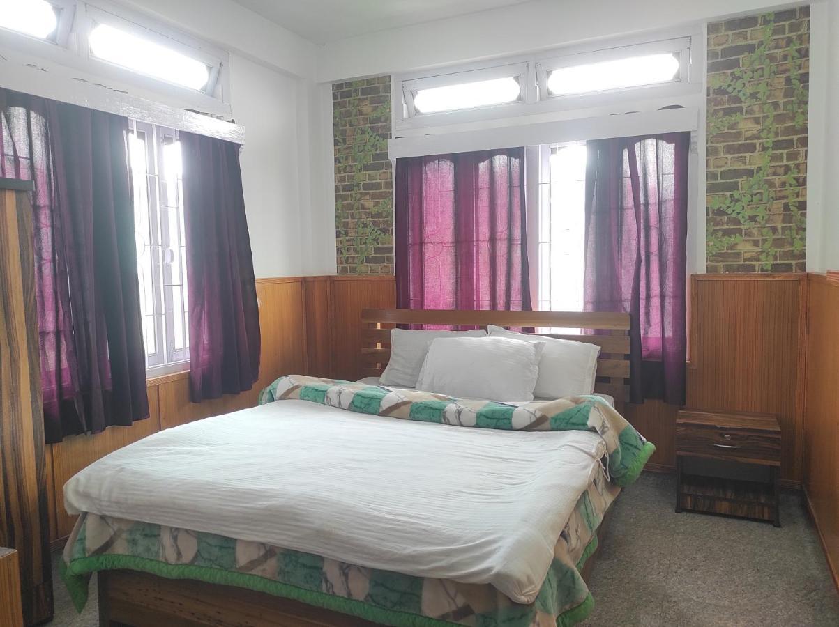 Hotel Tawang Regency Exterior foto