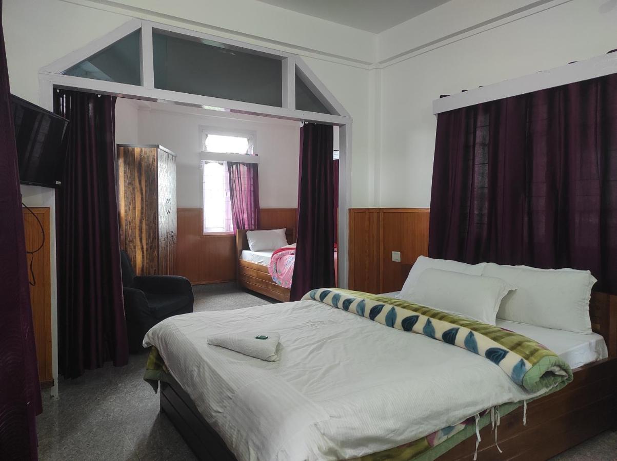 Hotel Tawang Regency Exterior foto